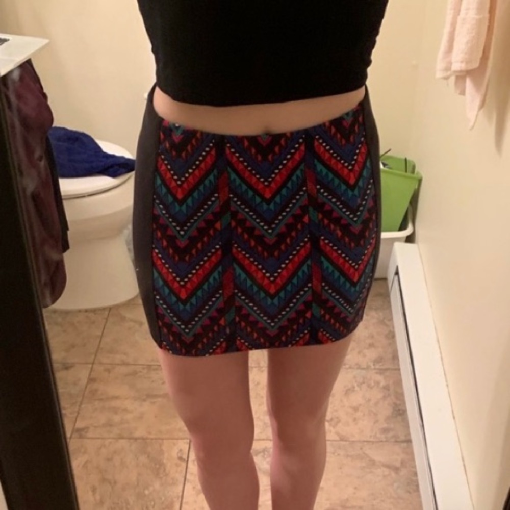 Nollie Patterned Multi-Color Bodycon Mini Skirt